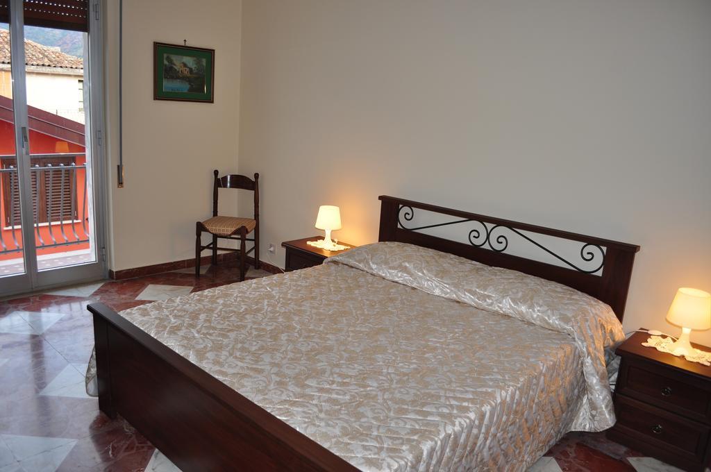 Casa Catena Francavilla di Sicilia Quarto foto
