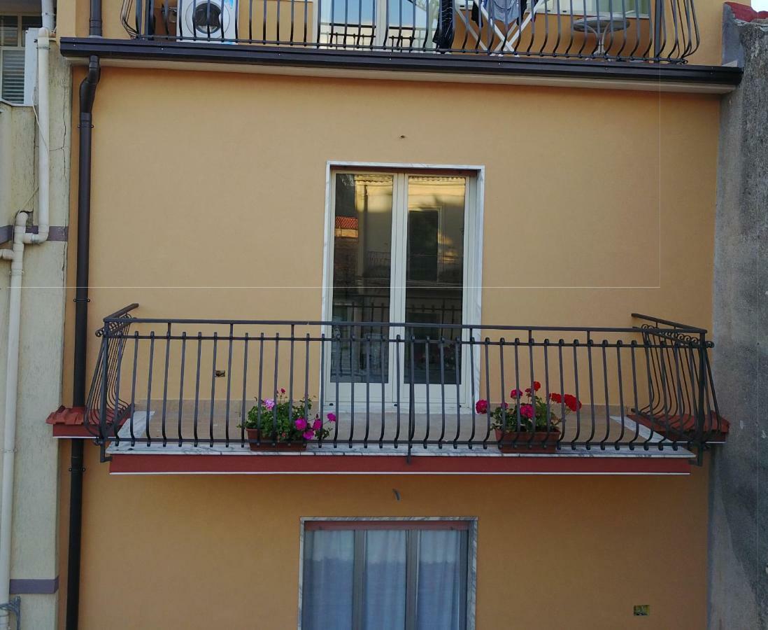Casa Catena Francavilla di Sicilia Exterior foto